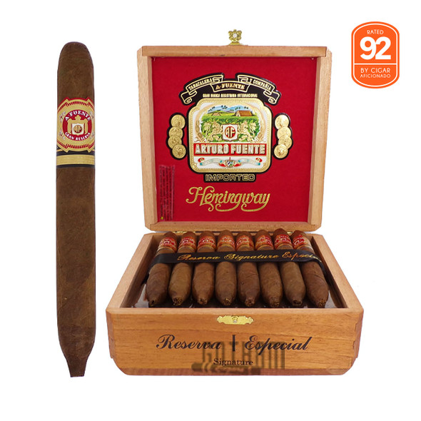 Arturo Fuente Hemingway Signature open box and stick