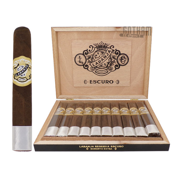 Laranja Reserva Escuro Robusto Extra open box and stick