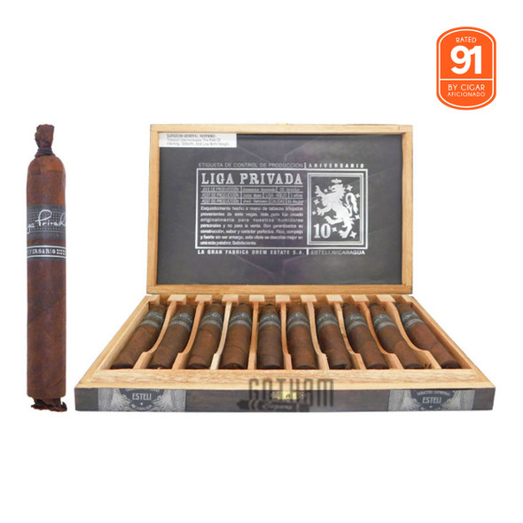 Liga Privada 10 Aniversario Robusto open box and stick