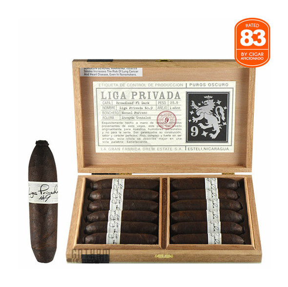 Liga Privada No. 9 Flying Pig open box and stick